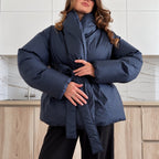 Prešívaná bunda PUFFER s opaskom – tmavomodrá